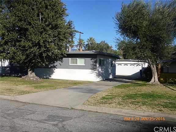 2nd image of 3015 N Mayfield Ave