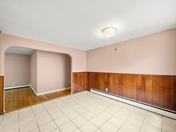 3rd image of 33 Cross St