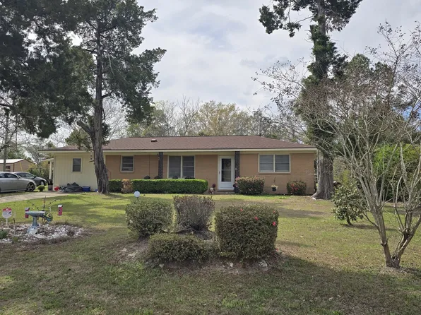 1204 Cadillac Dr, Vidalia, GA 30474