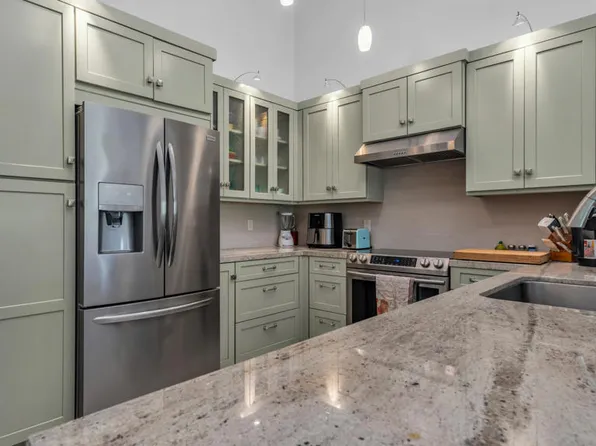 77673 S Woodhaven Dr, Palm Desert, CA 92211