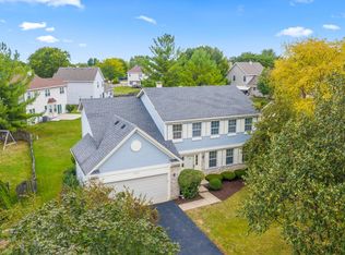 1434 Huntcliff Rd, Bartlett, IL 60103