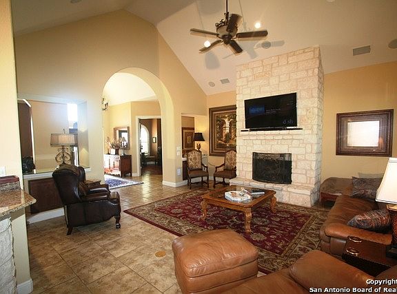 4th image of 3153 Double Eagle Dr E