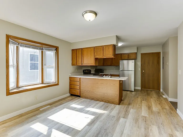 3118 4th St SE #1 — Photo 7