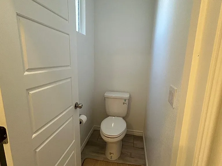 233 McArthur Peak Ave #1 — Photo 15
