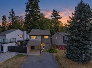 7674 125th St, Surrey, BC V3W7W4