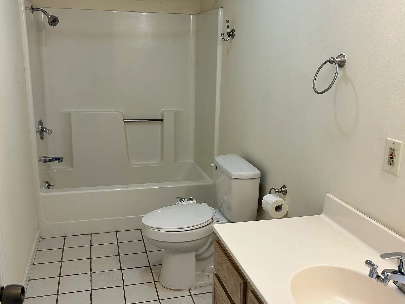 1 bed, 650 sqft, $950 — Photo 4