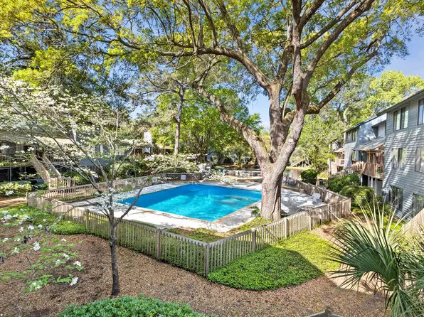 1130 Silent Harbor Ct APT F, Mount Pleasant, SC 29464