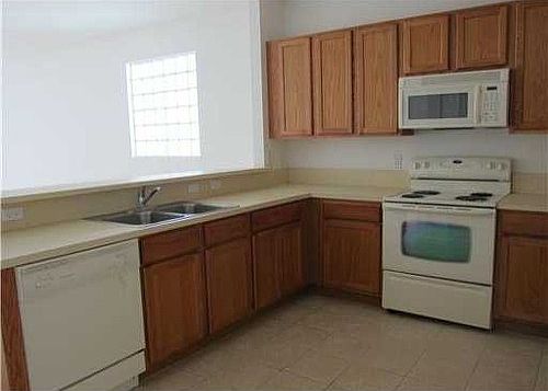 2nd image of 1223 Rose Gate Blvd