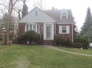 1415 Brookside Dr, Union, NJ 07083