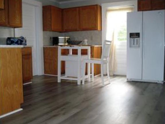 Fully furnished kitchen