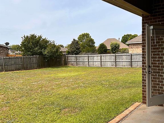 2nd image of 10672 Zinnia Ct