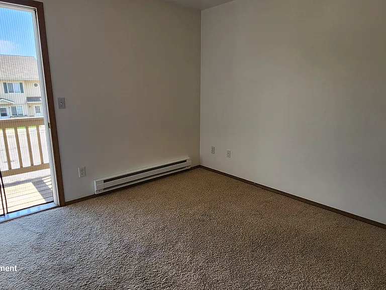 27 Diane Rd #B — Photo 9