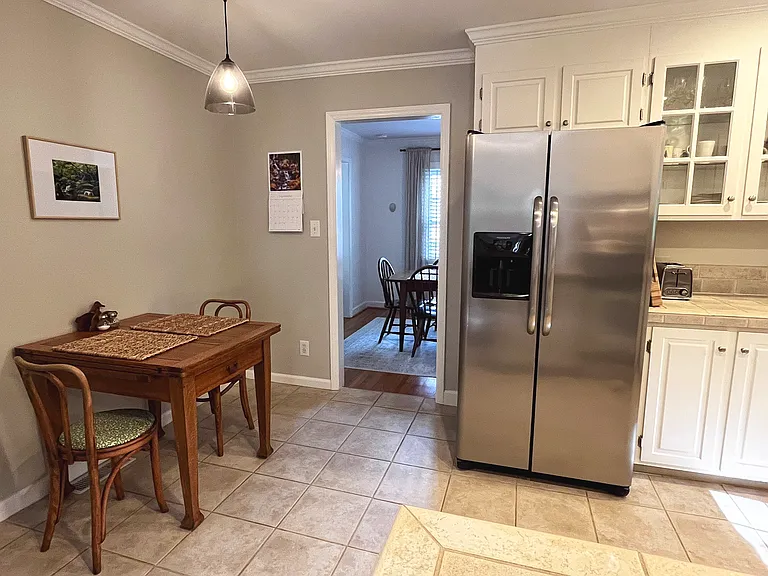 3716 Rhodes Ave — Photo 9