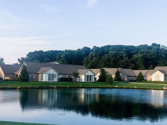 2nd image of 1297 Amberlea Dr E