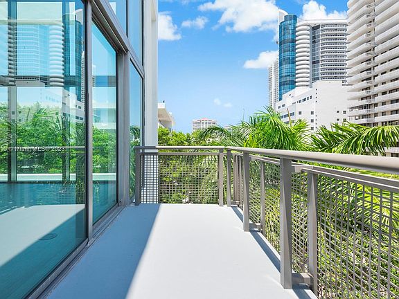 5th image of 6000 Collins Ave APT 501