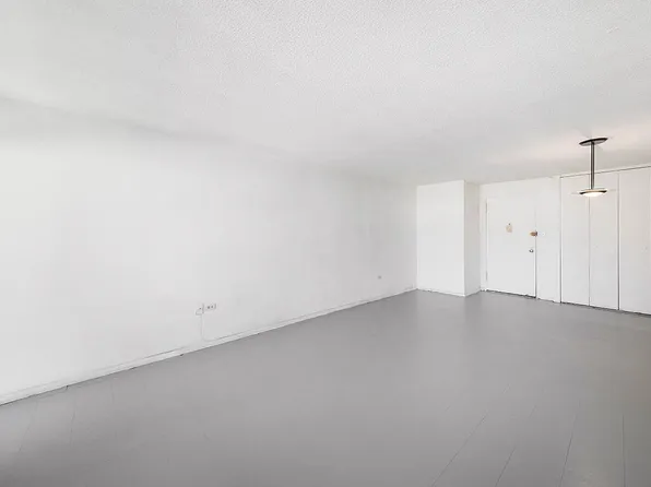 90 Gold Street image 4 of 12