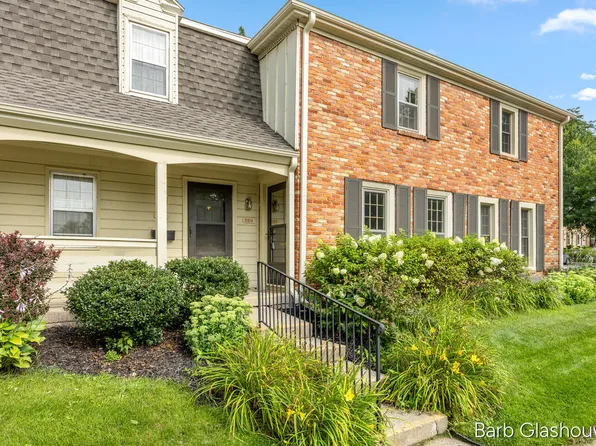 2519 Abbington Dr SE, Grand Rapids, MI 49506