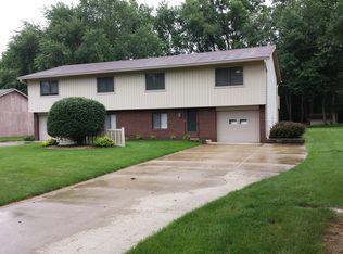 1082 Big Valley Dr, Coventry Township, OH 44319