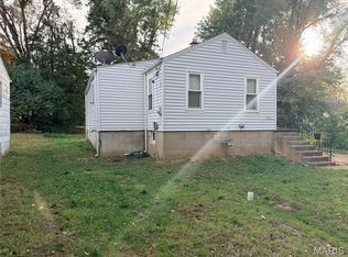 9578 Breckenridge Rd, Saint Louis, MO 63114