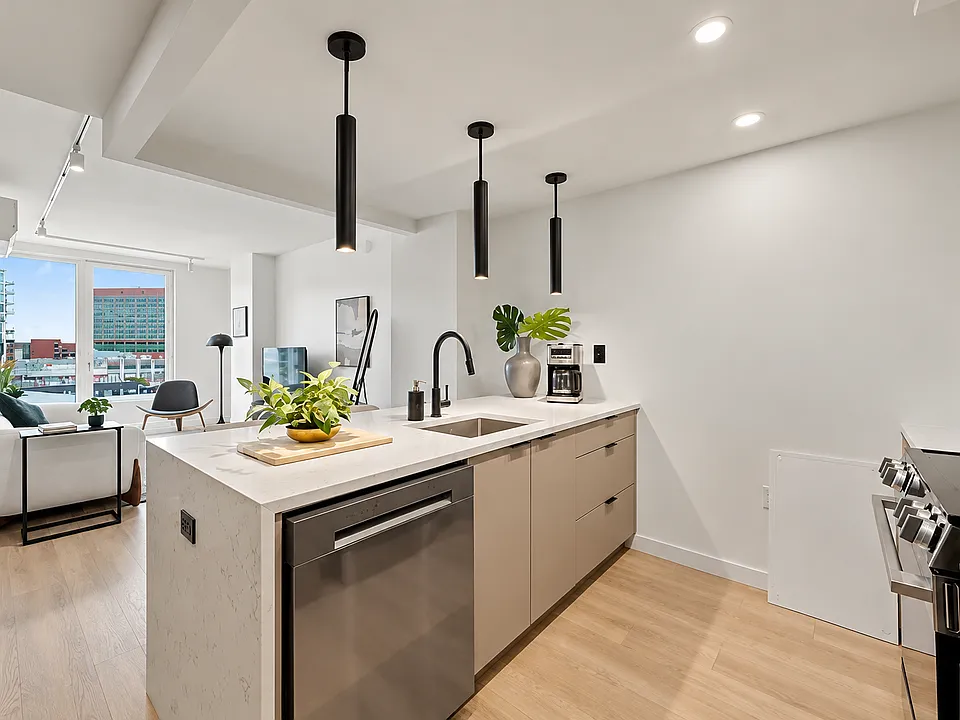 74 Saint Marks Pl #428