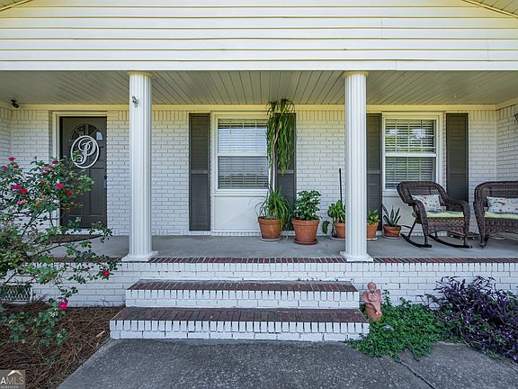 4th image of 1234 Old Dalton Rd