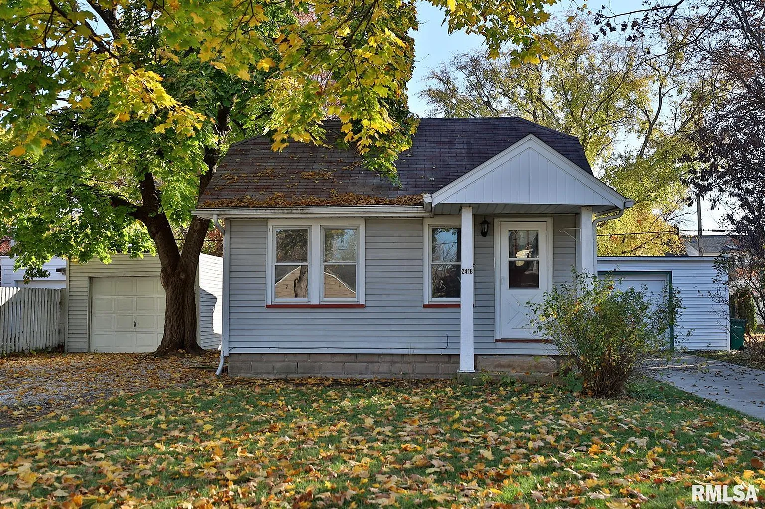 2418 W Barker Ave photo 1