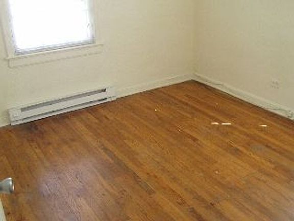 5th image of 1218 Shirley Rd