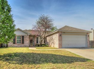 722 W 119th St S, Jenks, OK 74037
