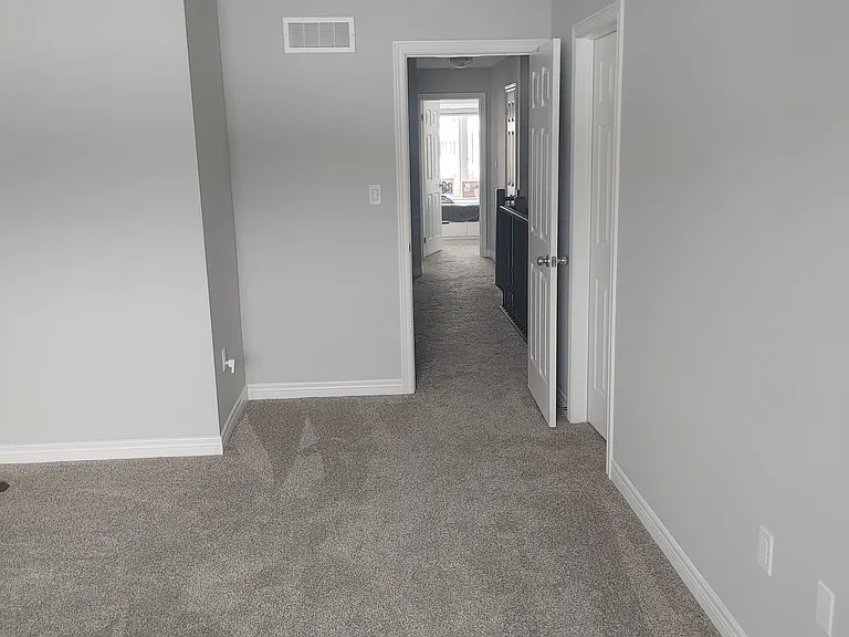 84 Keating St #UPPER LEVEL — Photo 5