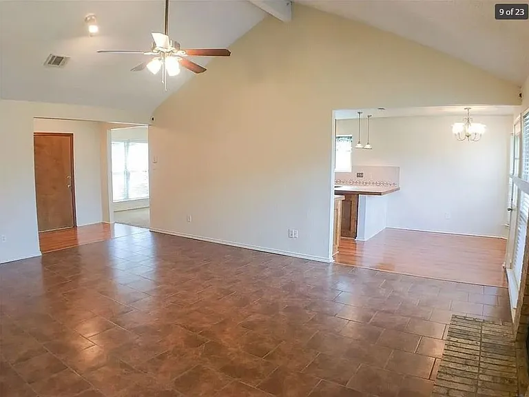 2031 Clearwater Trl — Photo 7