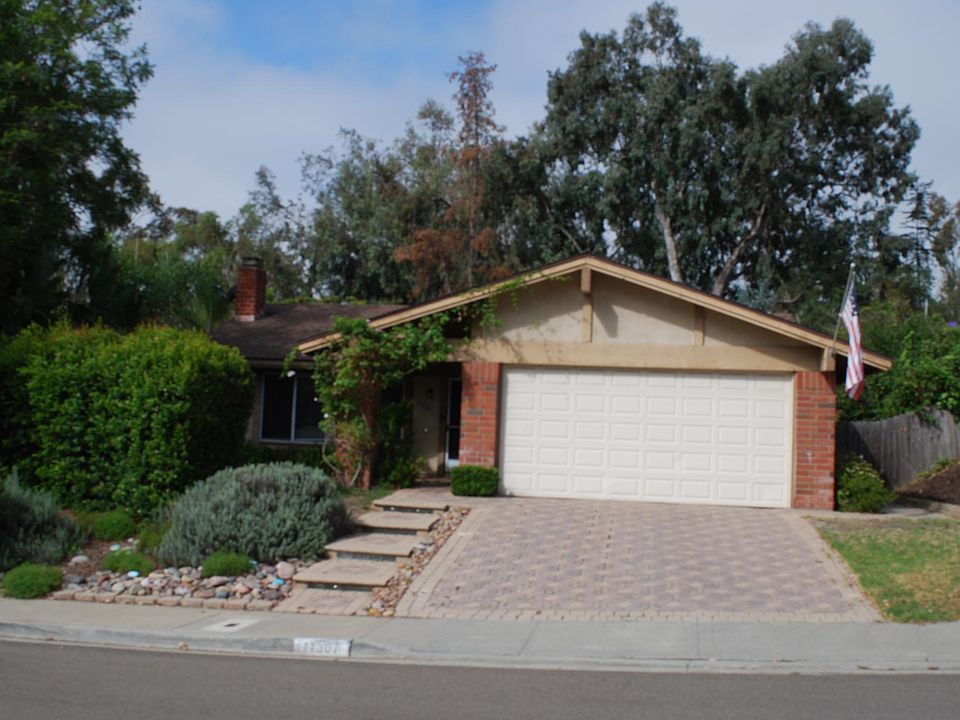 1st image of 11307 Tribuna Ave