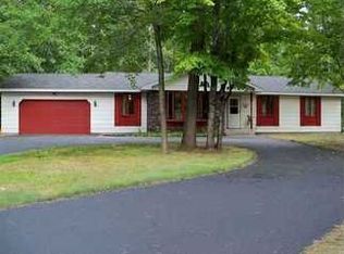 66 Feather Ridge Rd, Marquette, MI 49855