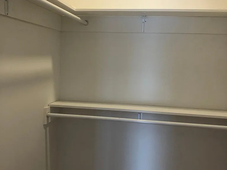 4918 Park Ave #405 — Photo 9