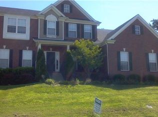 105 Ten Oaks Dr E, Hendersonville, TN 37075