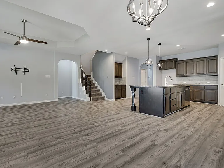 1513 Canary Ln — Photo 17