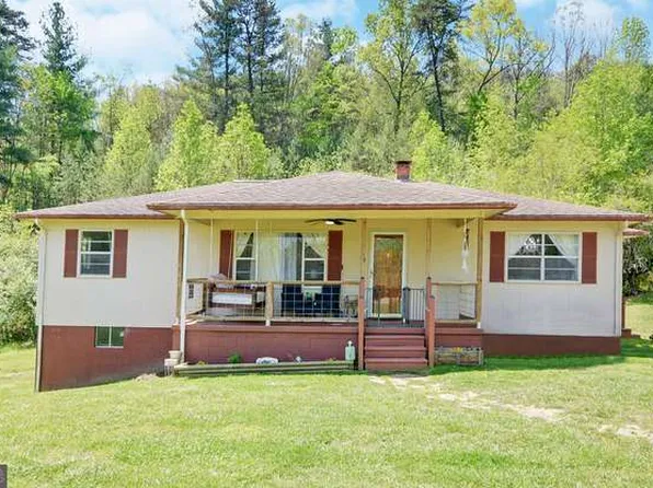 810 Grassy Creek Rd, Copperhill, TN 37317