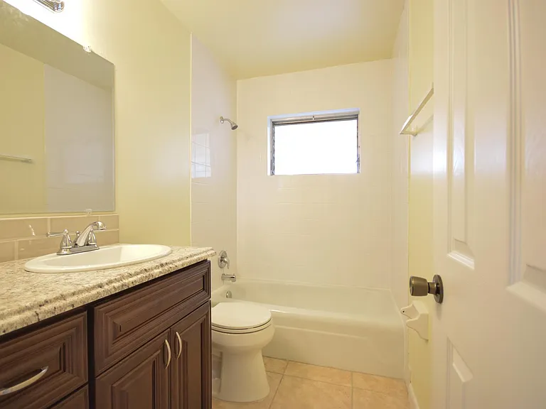 3068 Jennings Dr — Photo 7
