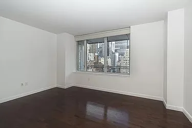 Rented by C Land Realty Co.