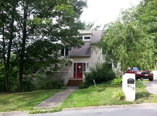 913 Oakland Dr, New Albany, IN 47150