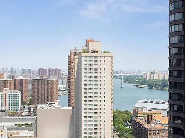 444 E 86th St APT 30A, New York, NY 10028