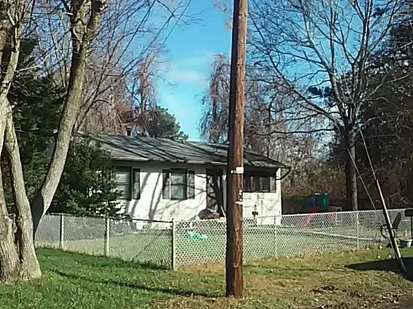 11 Drexel Dr, South Toms River, NJ 08757