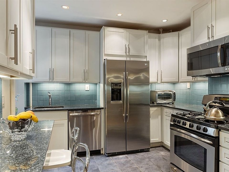 1st image of 70 Haven Ave APT 1G