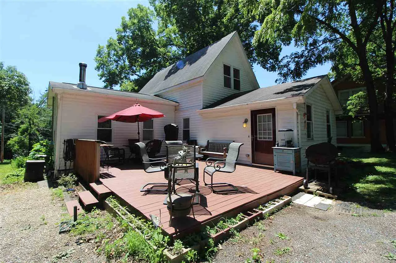 1401 NE Glen Oak Ave photo 1