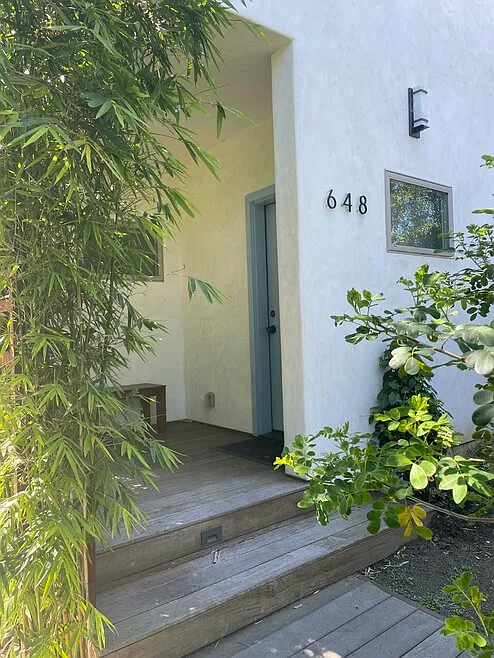 Studio, 394 sqft, $2,100 — Photo 2