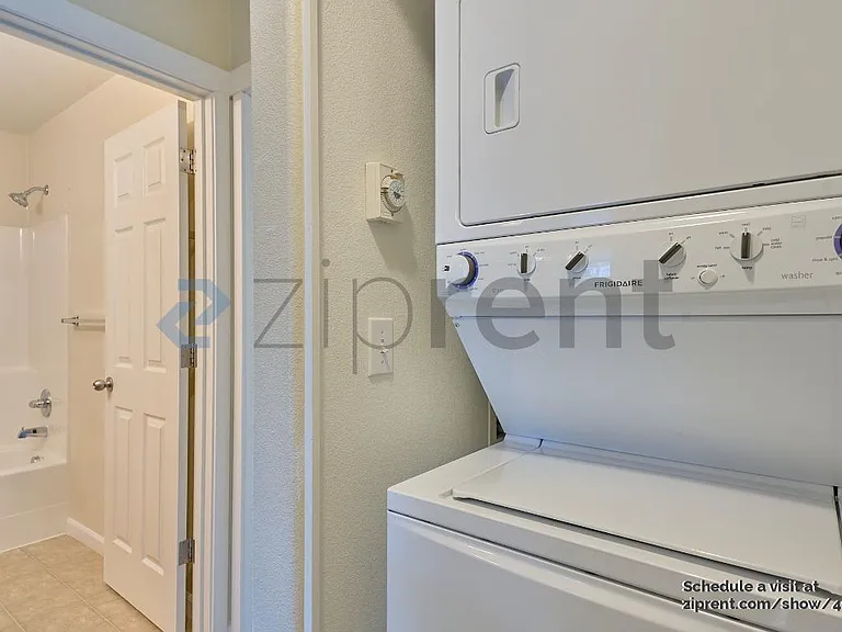 15440 SW Mallard Dr #102 — Photo 12