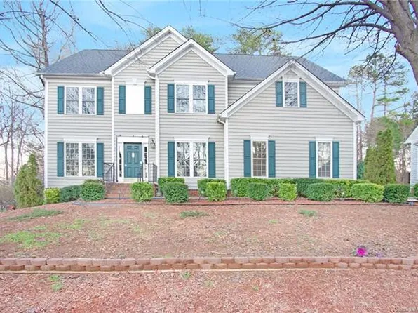 7929 Harrington Woods Rd, Charlotte, NC 28269