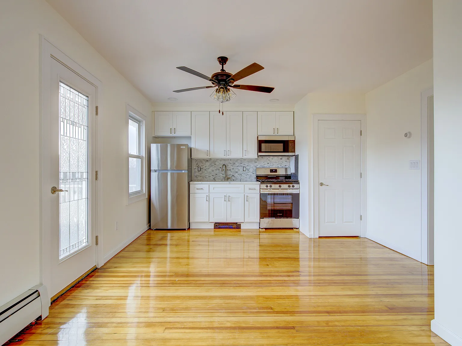 2 bed, $3,700 — Photo 3