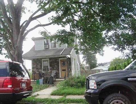 2nd image of 1868 S Front St