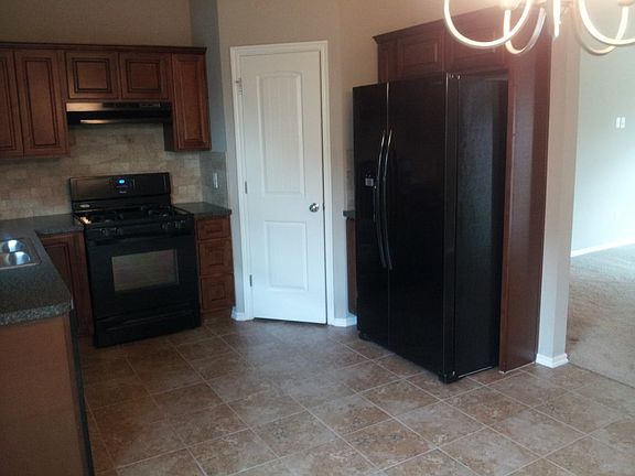 4th image of 2445 NW 198th St