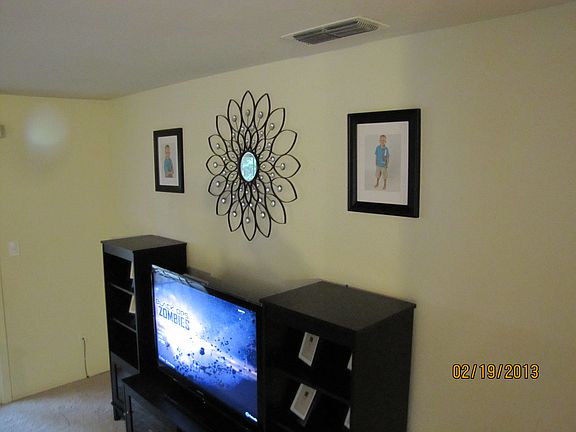 2nd image of 9046 Polly Ave
